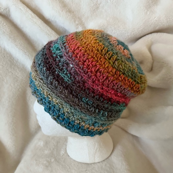 Beanie hat - Picture 4 of 6